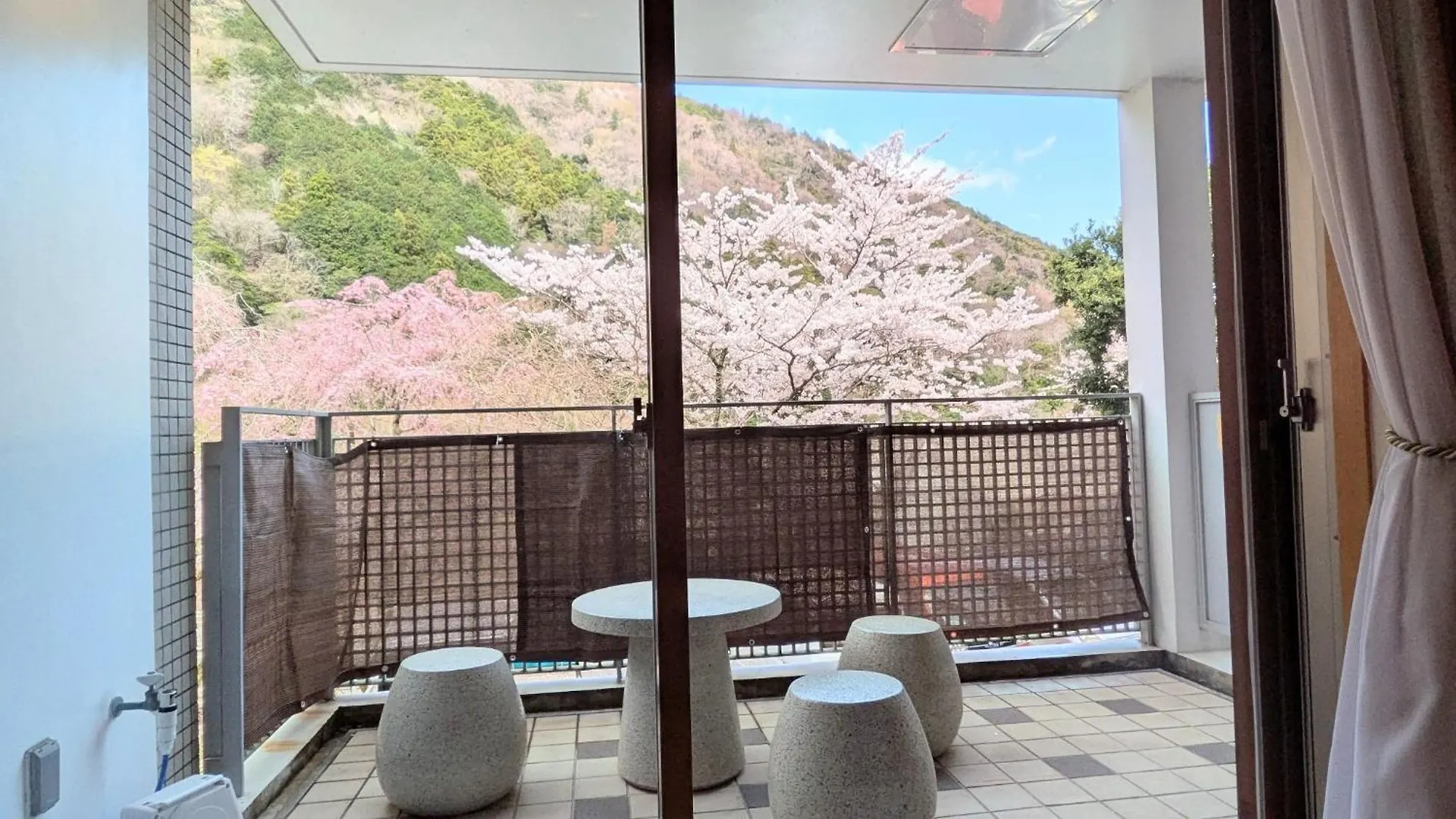 Condominium Sakura B5 - Vacation Stay 56334V Hakone 0*,